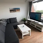 Nur 50m Zum Yachthafen Und 100m Zum דירה קיל