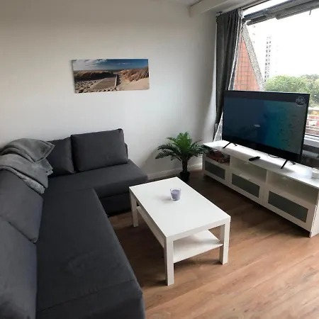 Nur 50m Zum Yachthafen Und 100m Zum Apartmán Kiel