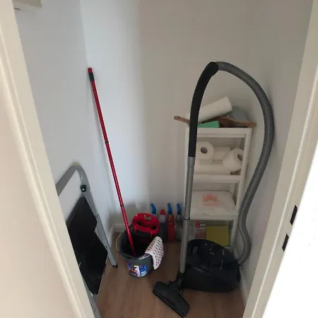 Nur 50m Zum Yachthafen Und 100m Zum *